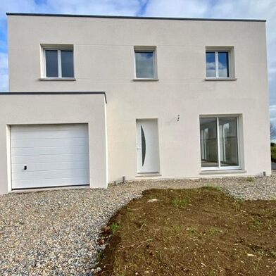 Maison 6 pièces 1340 €