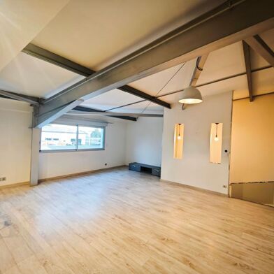 Local industriel  188125 €