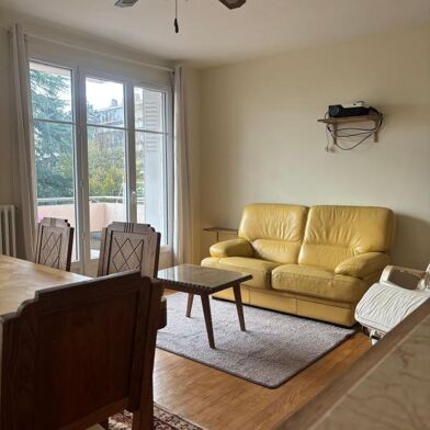 Appartement 3 pièces 251750 €