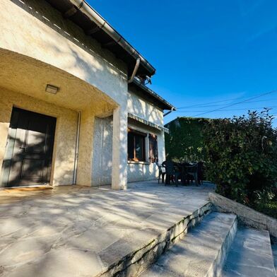 Maison 5 pièces 1645 €