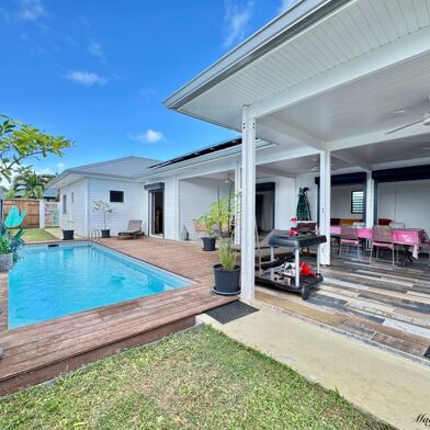 Maison 5 pièces 599900 €