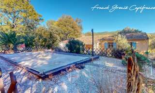 Maison 5 Pièces 97 m² à vendre à La Roquebrussanne (83136)