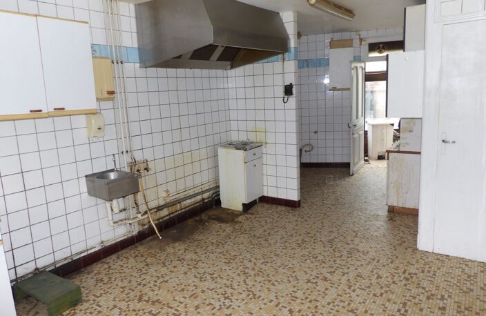 Maison à vendre 5 pièces MALICORNE (03) — photo 4