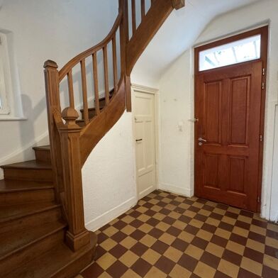 Maison 5 pièces 750 €