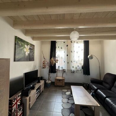 Maison 6 pièces 872 €