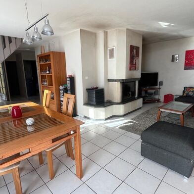 Maison 6 pièces 202000 €