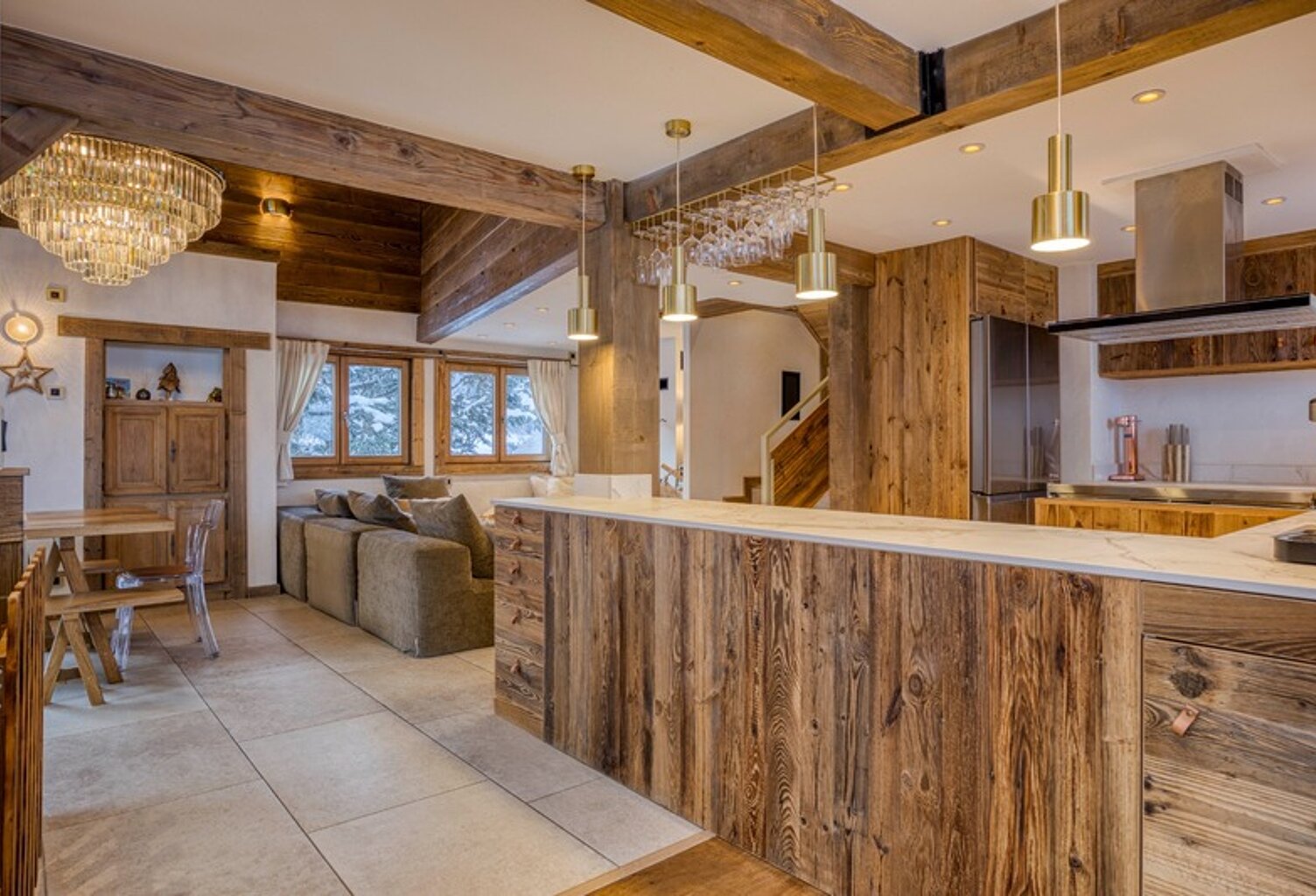 Chalet de luxe rénové – Accès direct aux pistes de ski à LA CLUSAZ (74) — photo 1