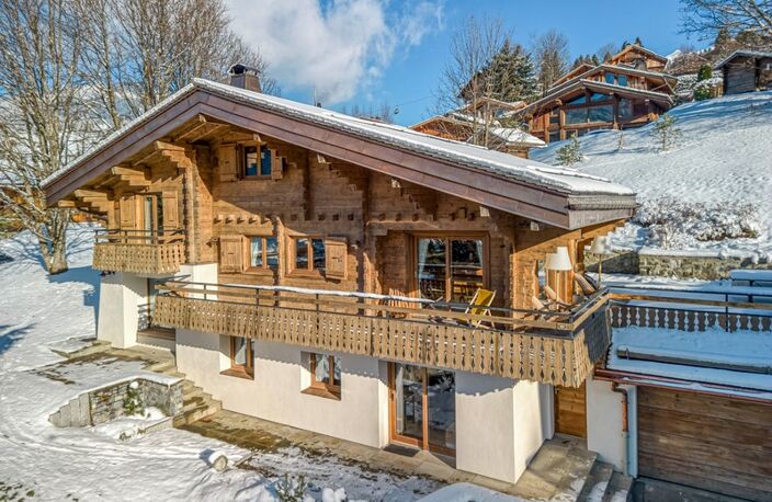 Chalet de luxe rénové – Accès direct aux pistes de ski à LA CLUSAZ (74) — photo 5