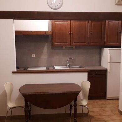 Appartement 3 pièces 670 €