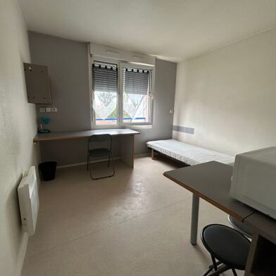 Appartement 1 pièces 470 €