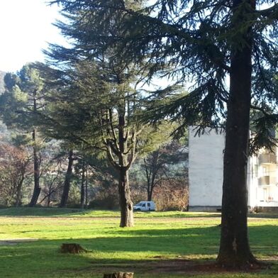 Appartement 3 pièces 458 €