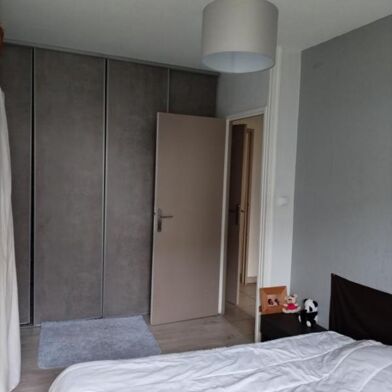 Appartement 3 pièces 1050 €