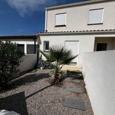 Maison 4 pièces 1500 €