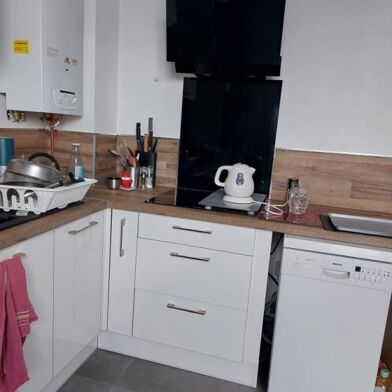 Appartement 4 pièces 870 €