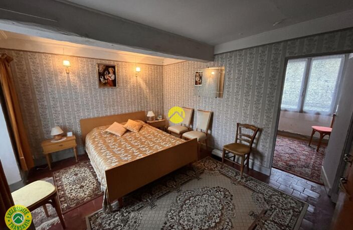 Maison avec cour — photo 3