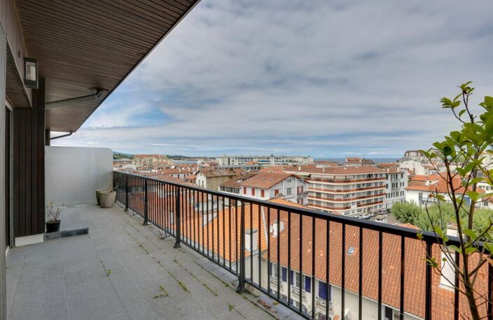 Appartement À Vendre — photo 2