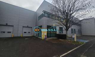 Local industriel  801 m² à louer à Ivry-sur-Seine (94200)