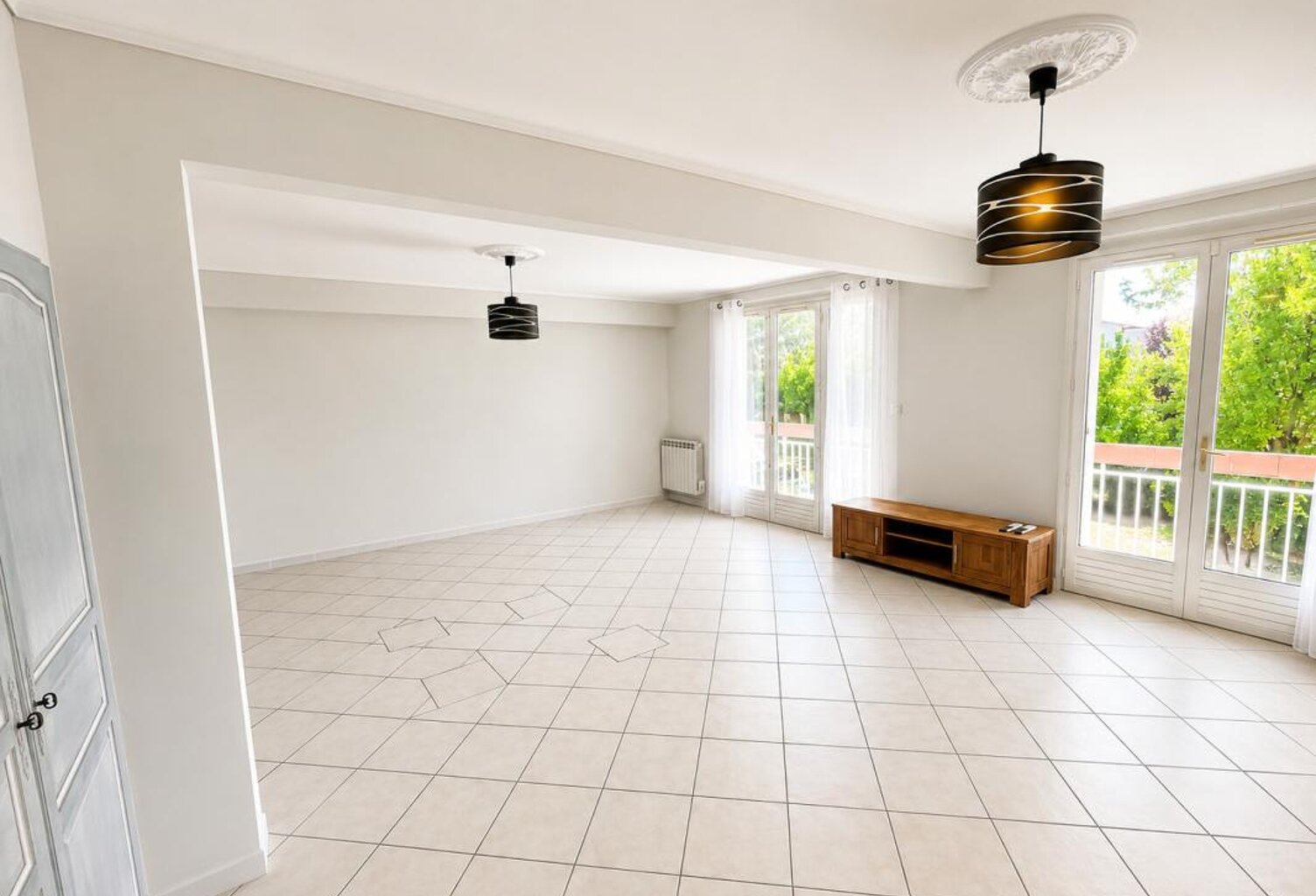 Grand appartement 78m2 au calme avec garage et cave — photo 1