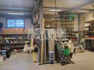 EN EXCLUSIVITE UN BATIMENT INDEPENDANT - 377 M² MANDRES LES ROSES — photo 2