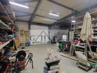 EN EXCLUSIVITE UN BATIMENT INDEPENDANT - 377 M² MANDRES LES ROSES — photo 4