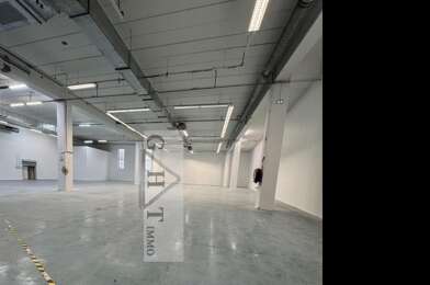Local industriel  11678 €