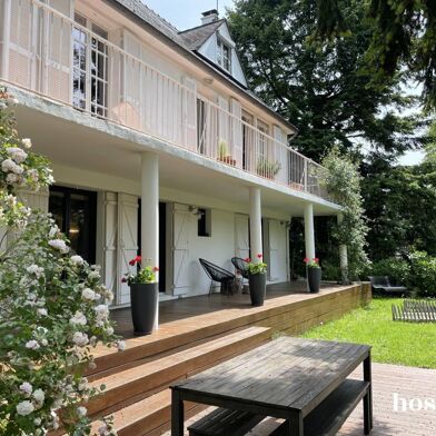 Maison 8 pièces 587000 €