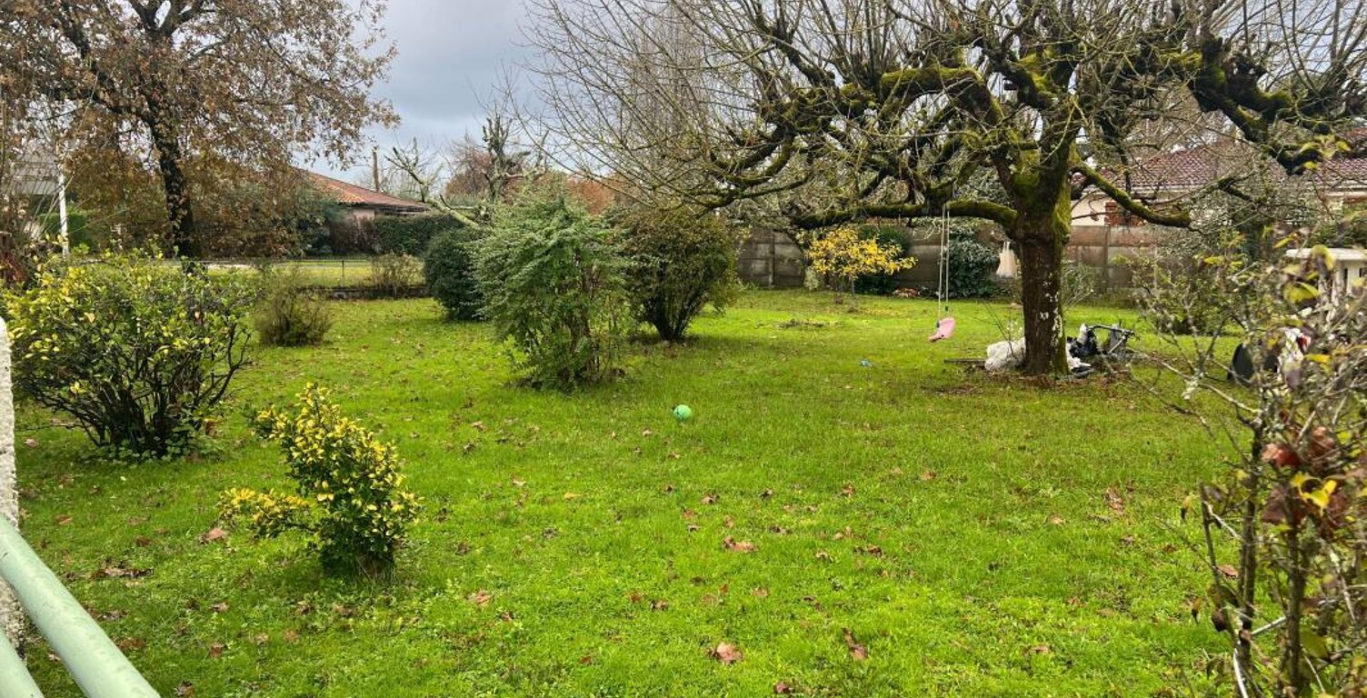 Terrain À Vendre — photo 1