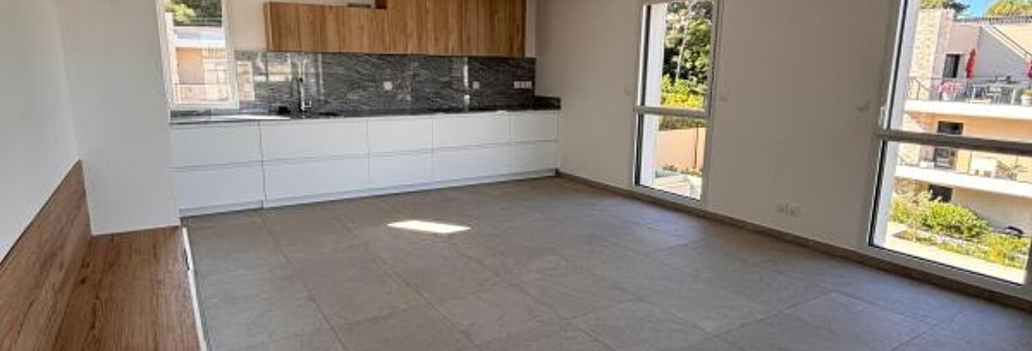 Appartement 4 Pièces 100 m² à louer à Saint-Mandrier-sur-Mer (83430)