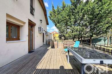 Maison 8 pièces 599000 €