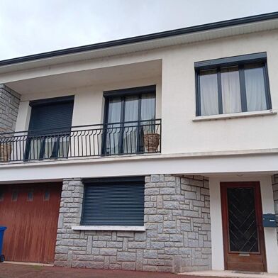 Maison 4 pièces 890 €