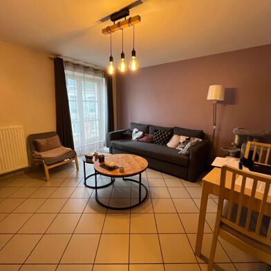 Appartement 3 pièces 565 €