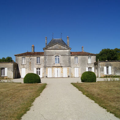 Maison 15 pièces 572000 €