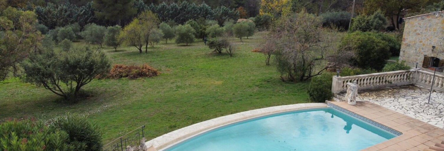 Maison 10 Pièces 245 m² à vendre à Flayosc (83780)