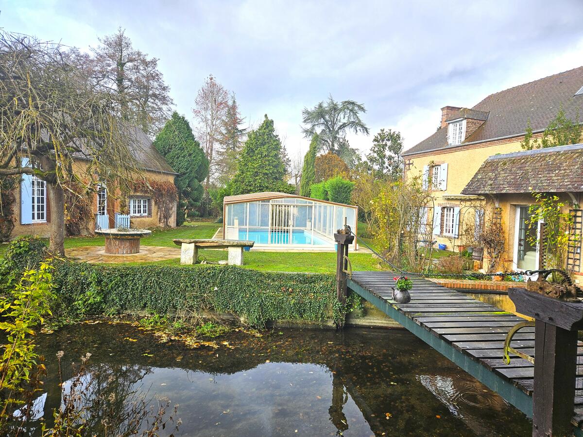 Villa / Maison  T12 à vendre Saint-Georges-Motel 27710