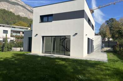 Maison  769000 €