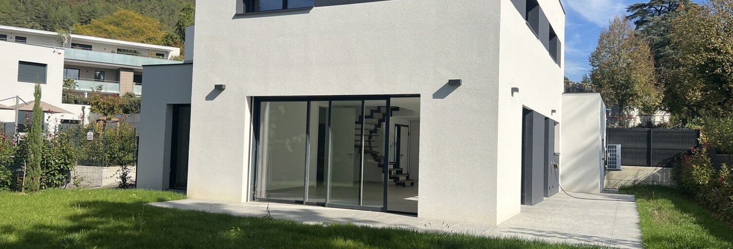 Maison  142 m² à vendre à Corenc (38700)