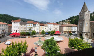 Appartement 5 Pièces 93 m² à vendre à Le Cheylard (07160)