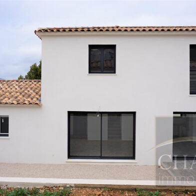 Maison 4 pièces 1611 €