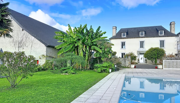 Villa / Maison 7 pièces  à vendre Nay 64800