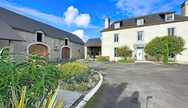 Villa / Maison 7 pièces  à vendre Nay 64800