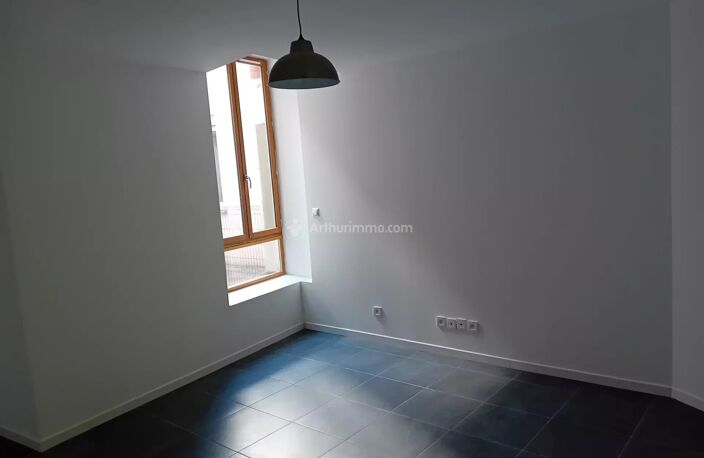 Appartement T3 avec sortie - Carmaux Centre — photo 5
