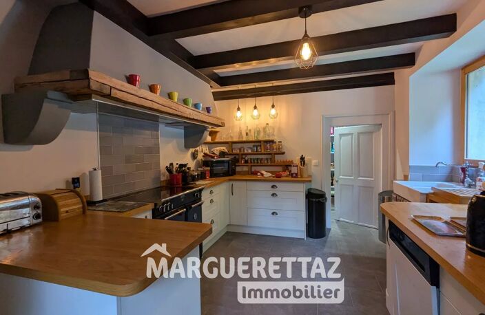 MAISON DE VILLAGE de 150 m² A BELLEVAUX — photo 5
