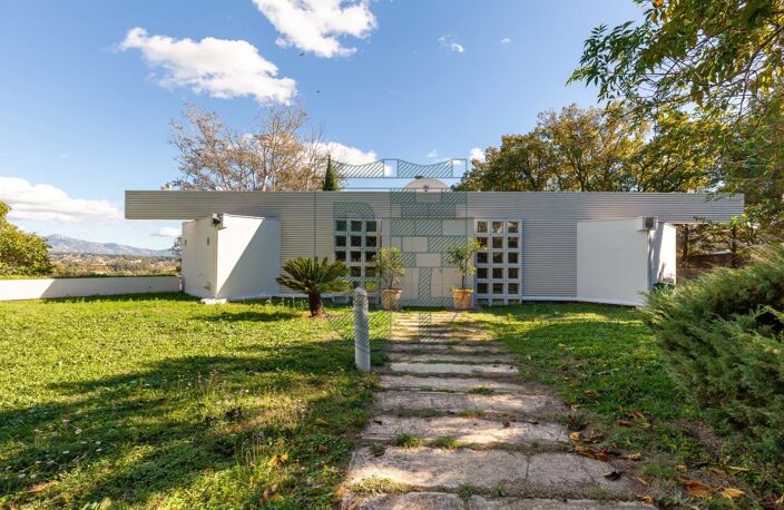 MARSEILLE 12EME - MAISON D’EXCEPTION AVEC PISCINE ET TENNIS — photo 2