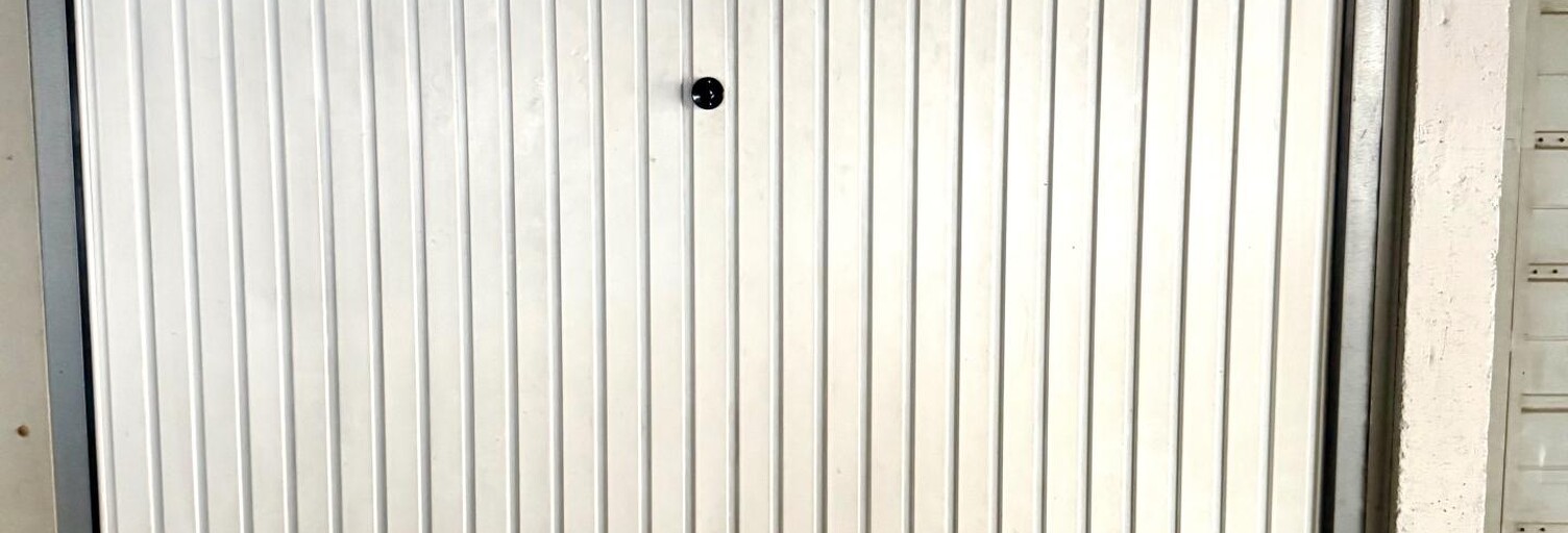 Garage   m² à vendre à Nîmes (30000)