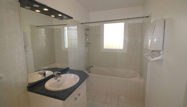 Villa / Maison 5 pièces  à vendre Saint-Genis-de-Saintonge 17240