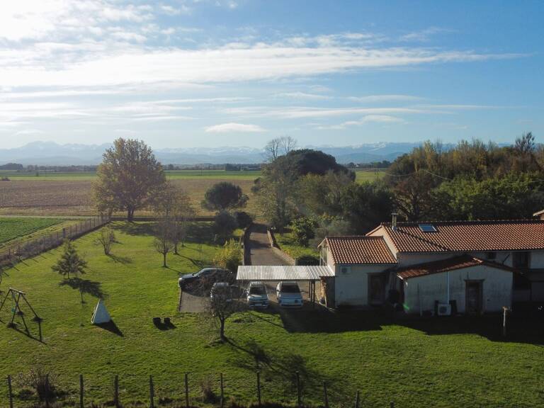 CORPS DE FERME  — photo 1