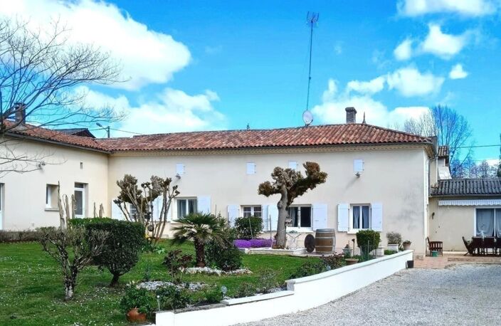 Maison familiale + dépendance sur 3275 m², calme — photo 2