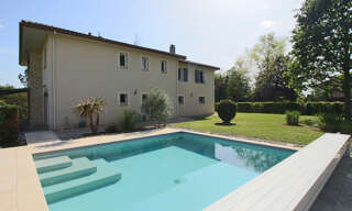 Maison 7 Pièces 230 m² à vendre à Puy-l'Évêque (46700)