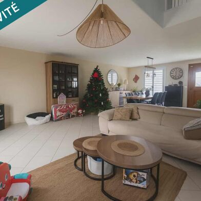 Maison 4 pièces 215000 €