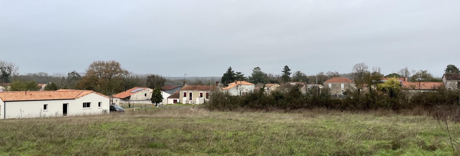 Terrain  889 m² à vendre à Péault (85320)